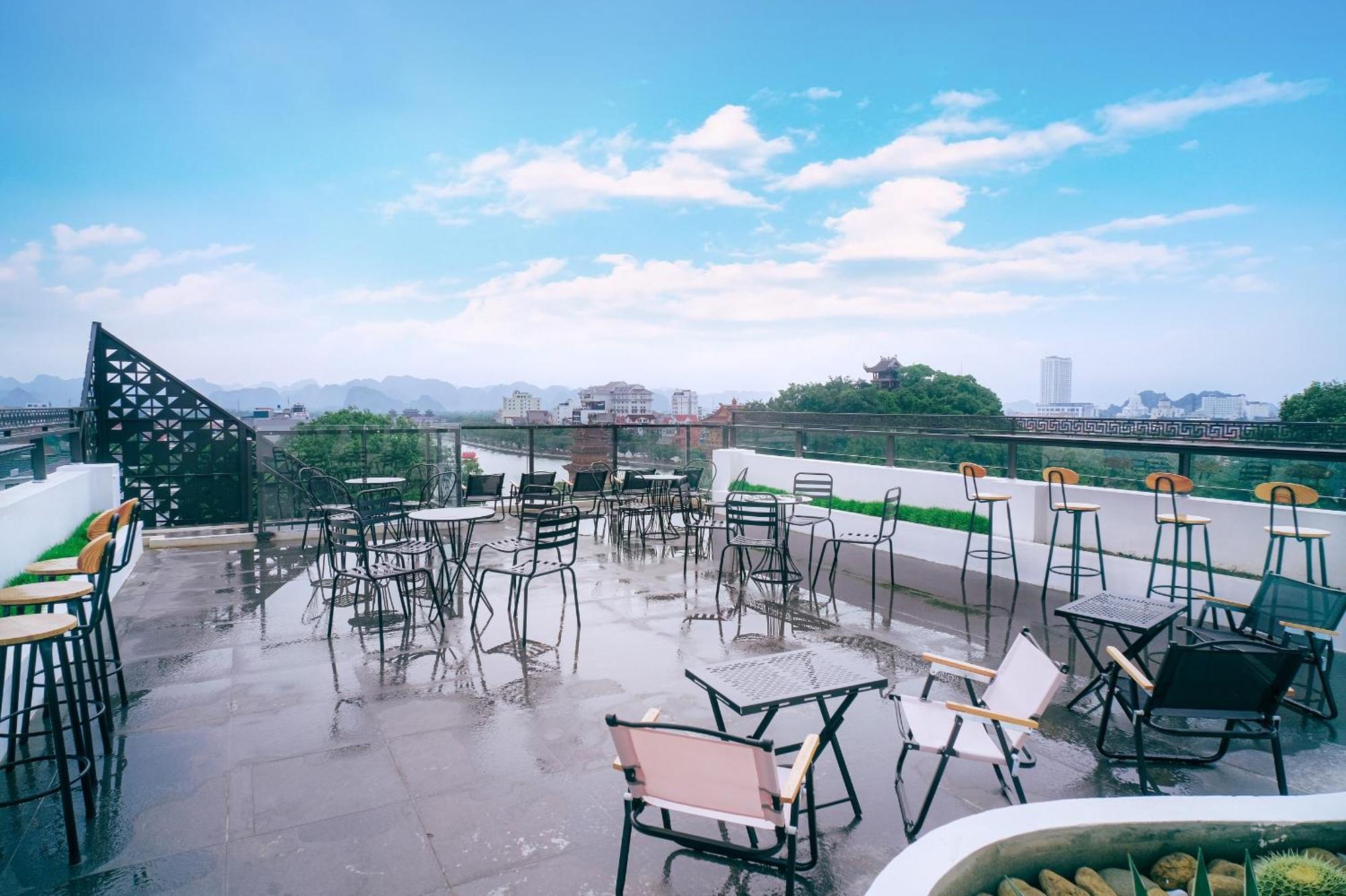 Milan Hotel Ninh Bình Extérieur photo